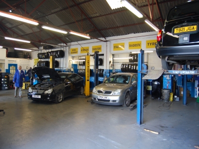 Best Fit Glasgow Mercedes VanServicing, MOT and Tyres Site
